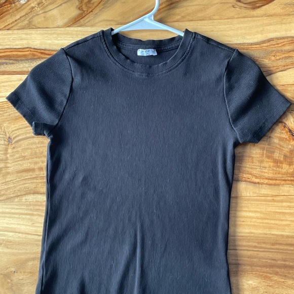 Black Ribbed Short Sleeve Top - Picture 1 of 3